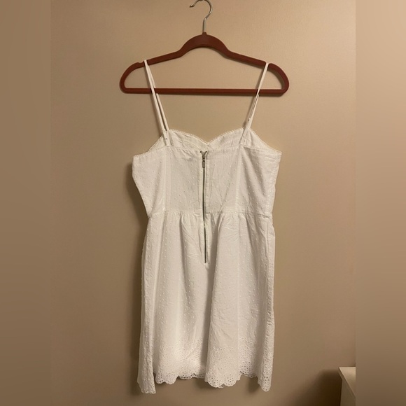 KENSIE White Linen Style Dress - Picture 2 of 4